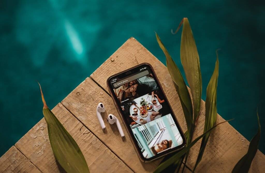 The Importance of Mobile Optimization for Voice Search Ranking