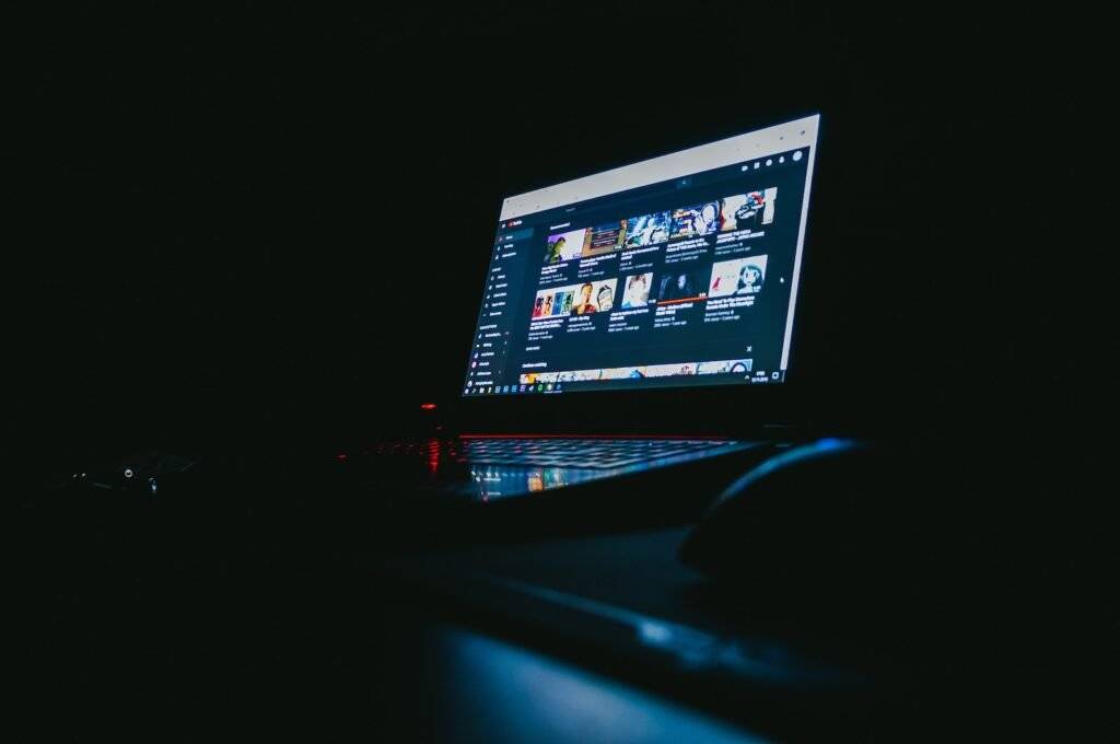 Leveraging YouTube Analytics for Keyword Insights