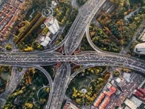 Ranking and Traffic: A Battle of the gods