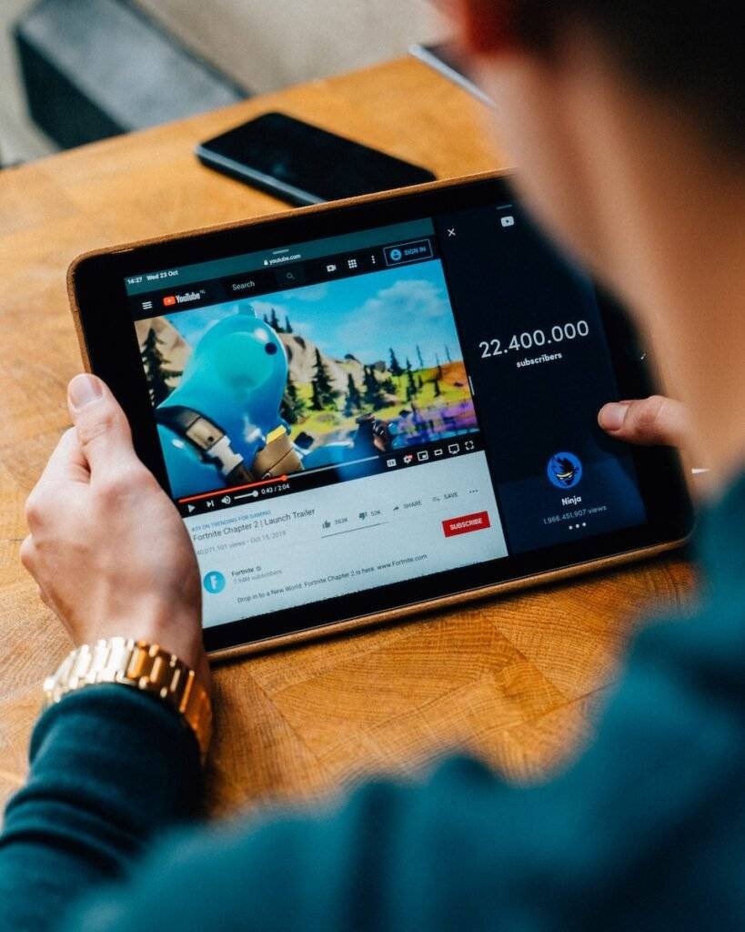 The Role of Video Titles and Descriptions in YouTube SEO